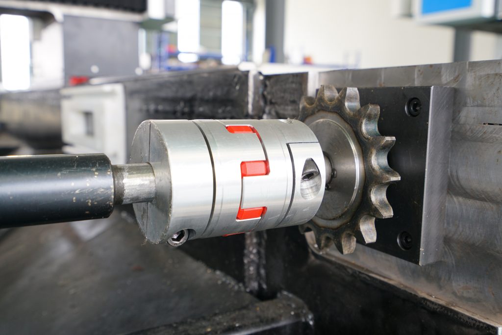 Màquina de tall làser de tall làser de fibra CNC de metall per a xapa de placa de coure d'alumini d'acer de ferro